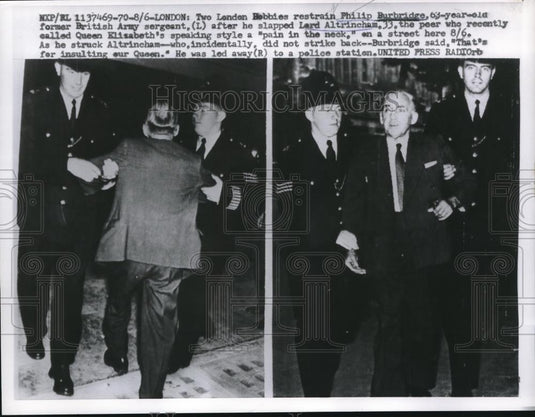 1957 Press Photo London, Bobbies with P Burbridge after slap to Lord Altrincham - Historic Images