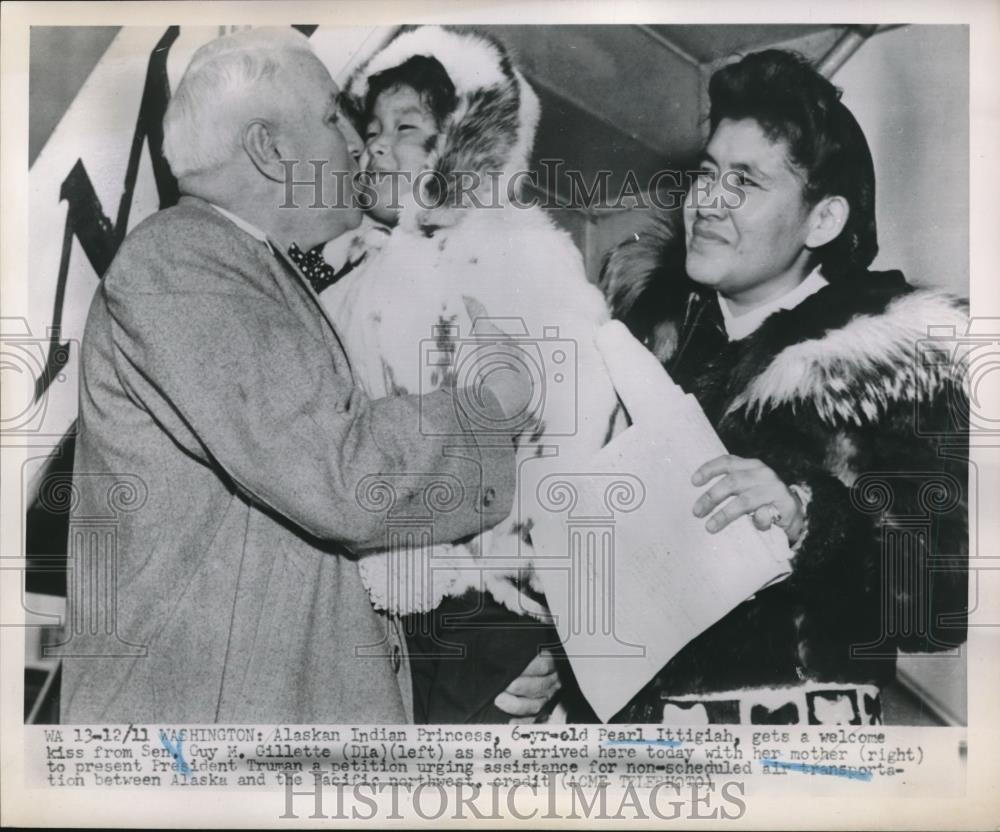 Press Photo Alaskan Indian Princess Pearl Ittigiah & Senator Guy M. Gillette - Historic Images
