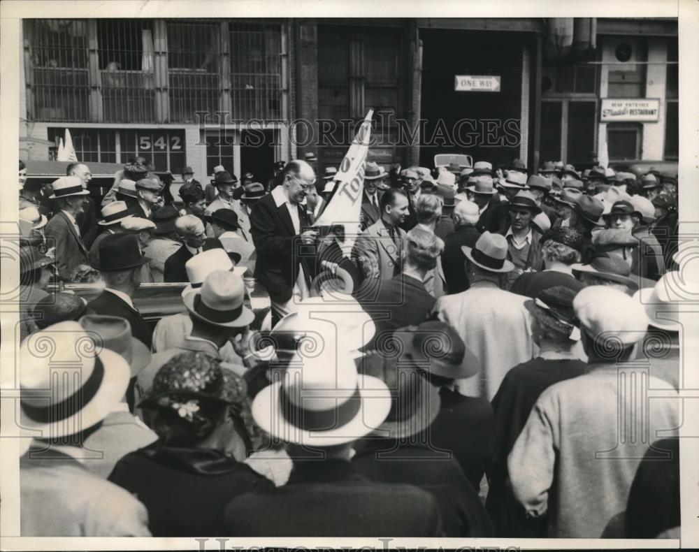 1936 Press Photo Walter Warmbolt, leader of Townsend pension caravan from LA,Cal - Historic Images