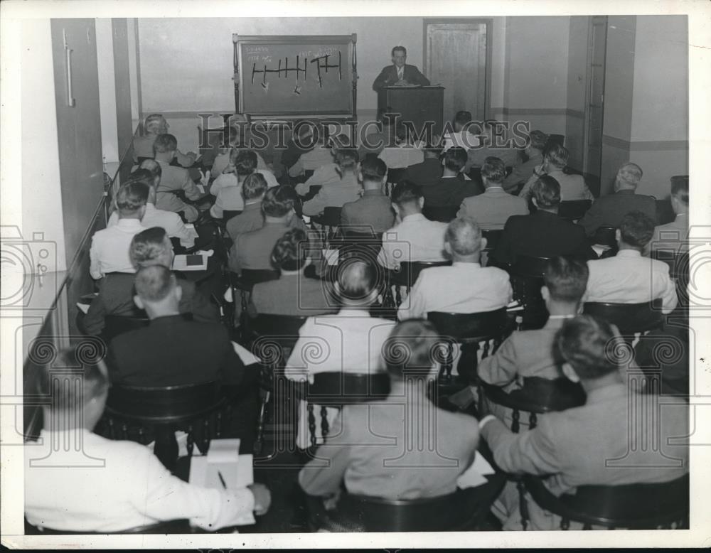 1935 Press Photo U.S. Department of Justice Meeting - Historic Images