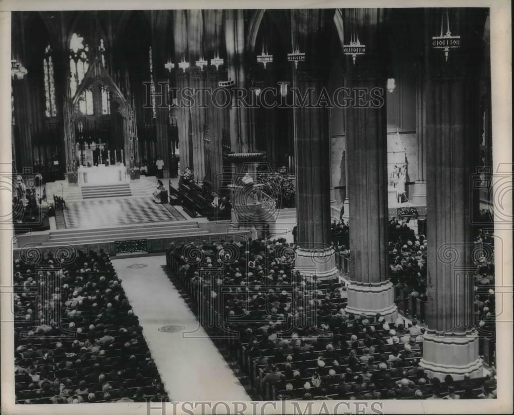 1949 Press Photo St Patrick&#39;s Cathedral New York City - Historic Images