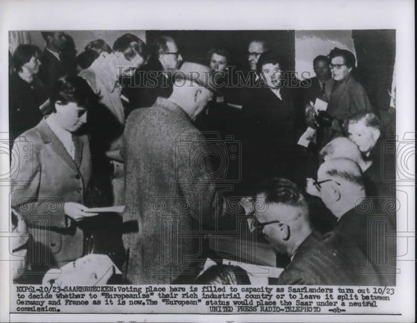 Voting by Saarlanders on Europeanize Neutral Positions 1955 Vintage ...