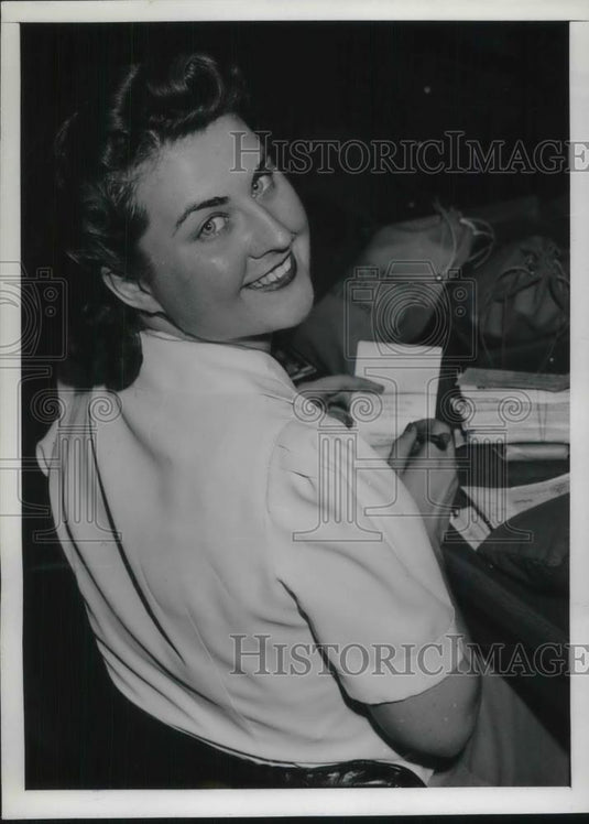 1941 Press Photo Columbia, Mo. Ruth Shaffer a Stephens College coed - Historic Images