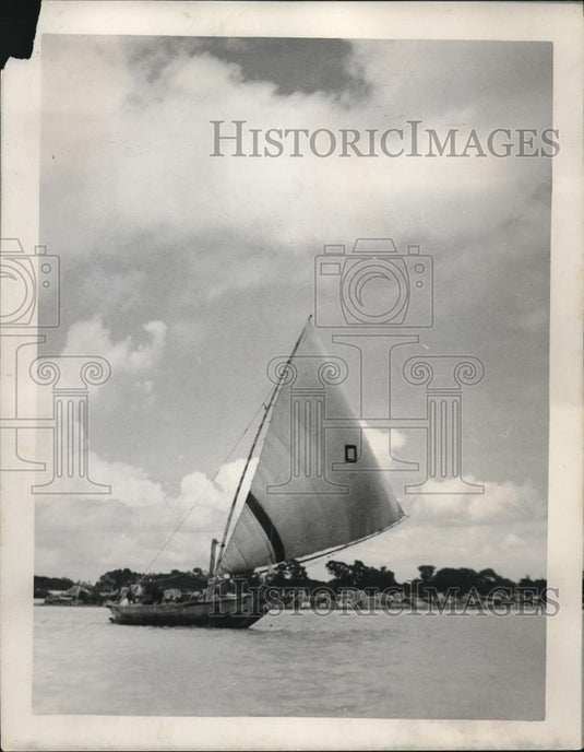 1939 Press Photo Ornate Adurese Boat Built Similar To Buginese Pajala - Historic Images