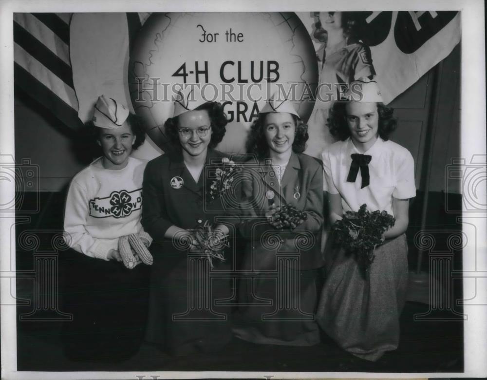 1947 Press Photo 4-H Club Congress, W. Snead, M Smallidge, J. Johnston, A. Fife - Historic Images