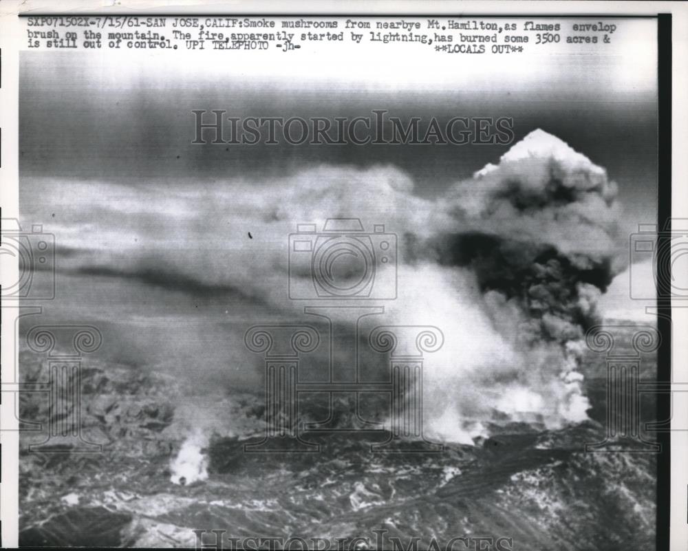 1961 Press Photo Smoke Mushrooms Fire on Mountain San Jose - Historic Images