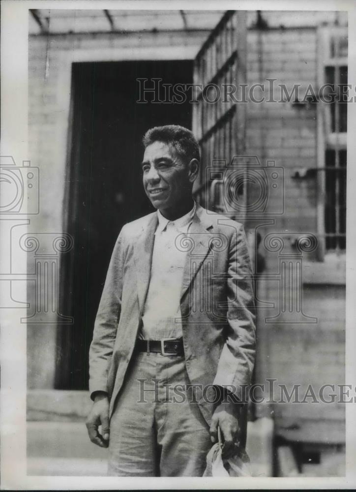 1933 Press Photo Jose Cerrasco, Mecican robber exchanged to Mex. - Historic Images