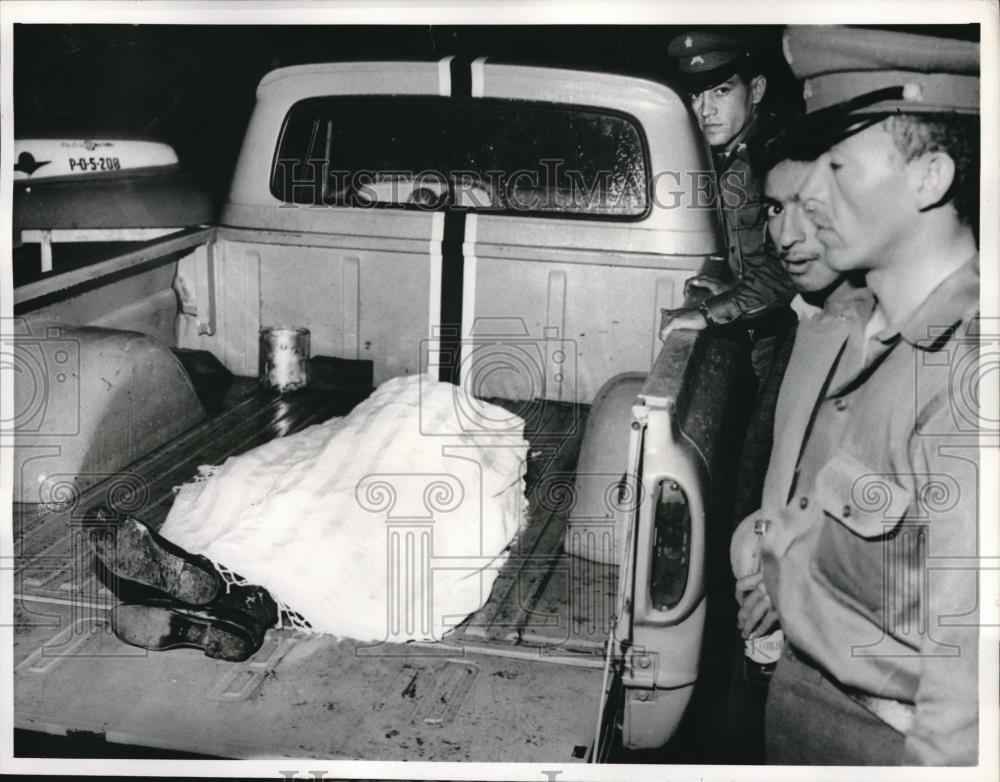 1964 Press Photo Bogata, Columbia body of L Castillo killed In bomb explosion - Historic Images