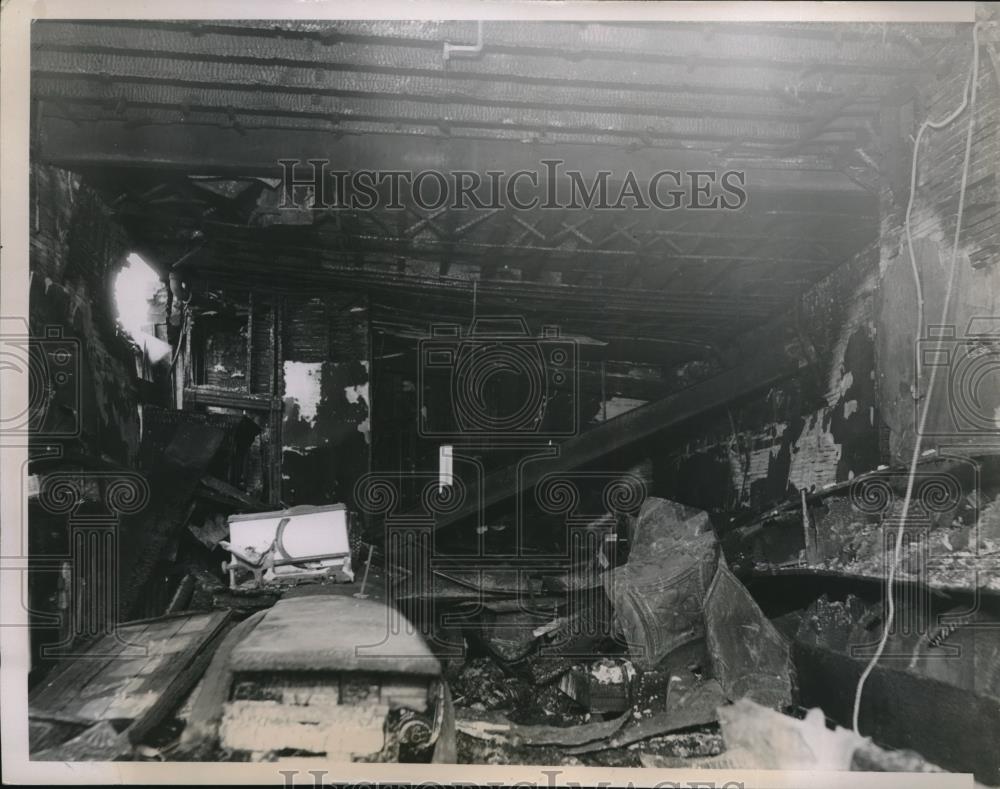 1935 Press Photo Fire Damage To Chicago Tenement House That Killed 8 - Historic Images