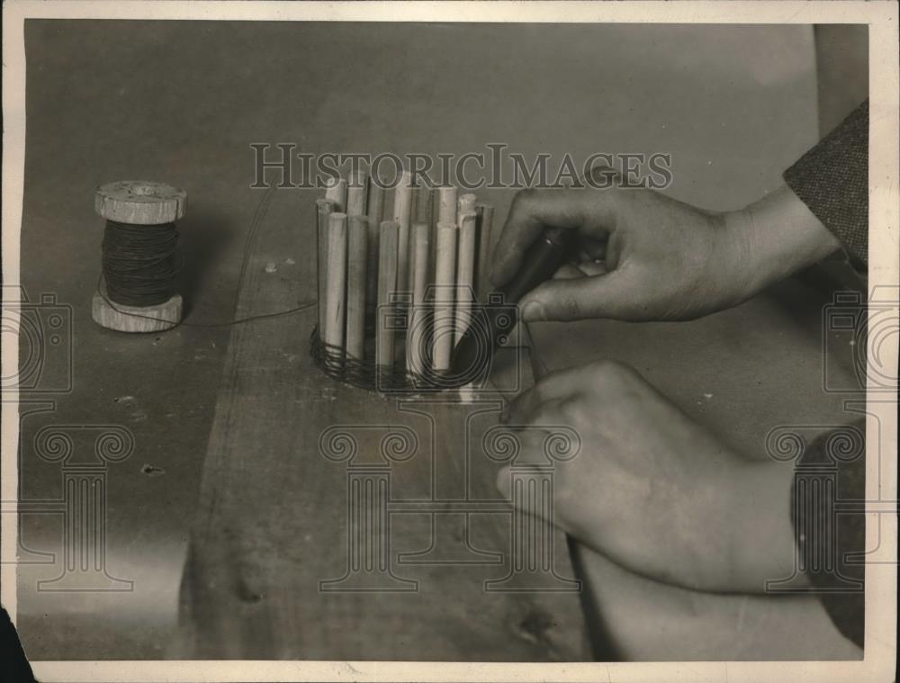 1925 Press Photo How to Wind a Low Loss Coil and Will Increase Your DX Results - Historic Images