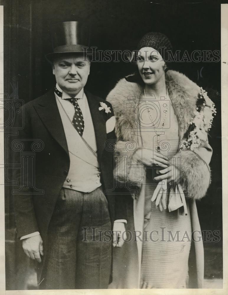 1930 Press Photo New York City lawyer Dudley field Malone and bride at their - Historic Images
