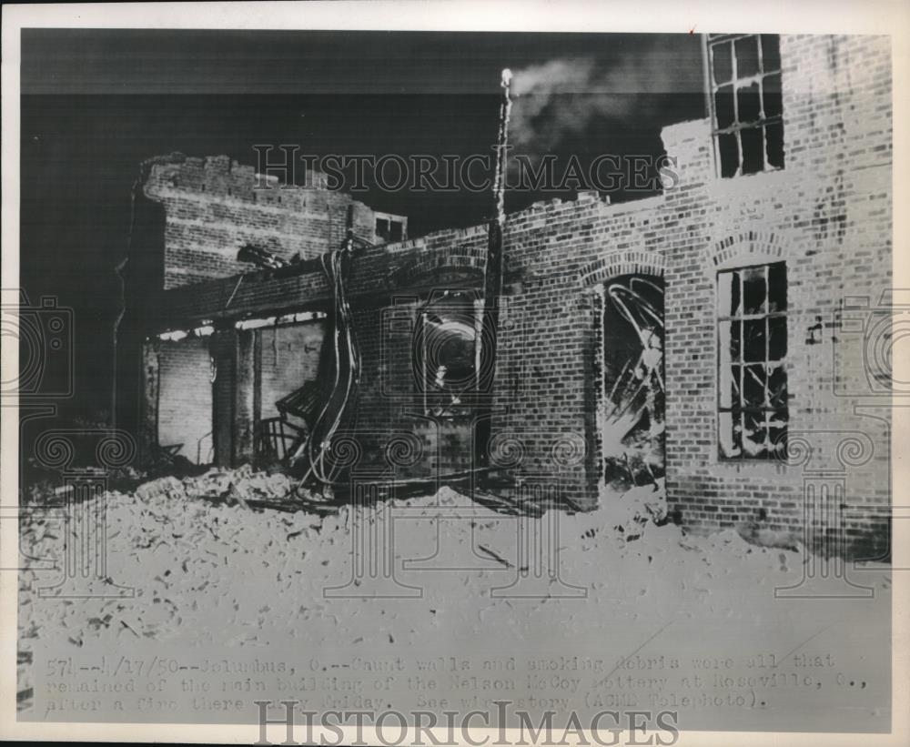 1950 Press Photo Building Destroyed by Fire - Historic Images