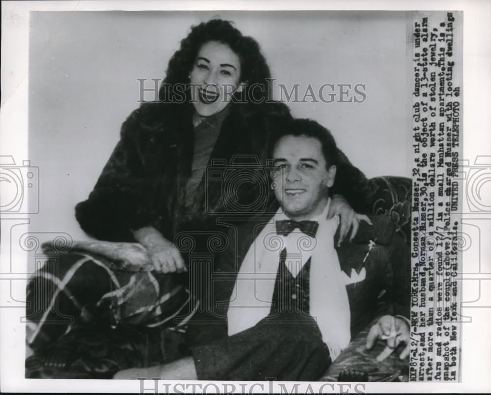 1954 Press Photo NYC, Mrs Conetta Musser, dancer &amp; husband Norman, robbers - Historic Images