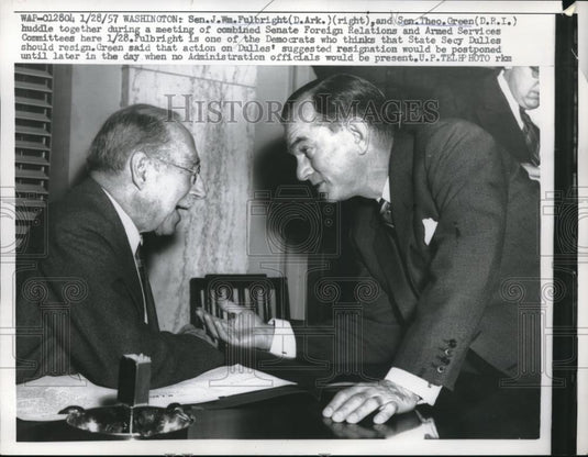 1957 Press Photo Sens J William Fulbright & Theo Green Talk During Meeting - Historic Images