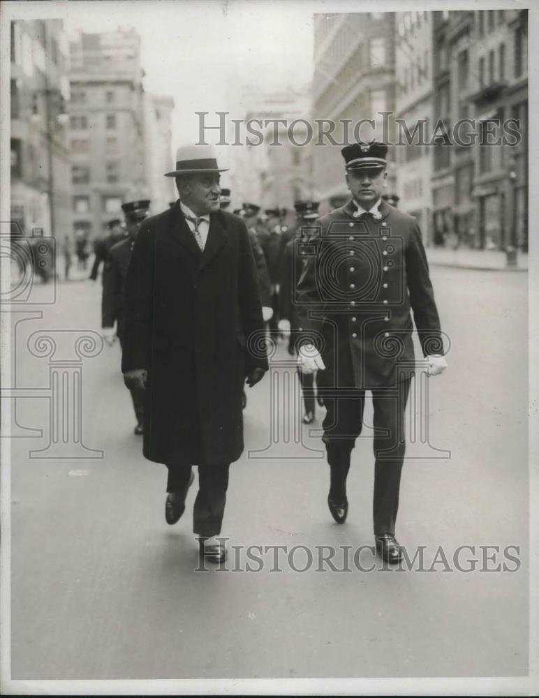 1932 Press Photo Commisioner Dorman Chief John H, Mc Elliott - Historic Images