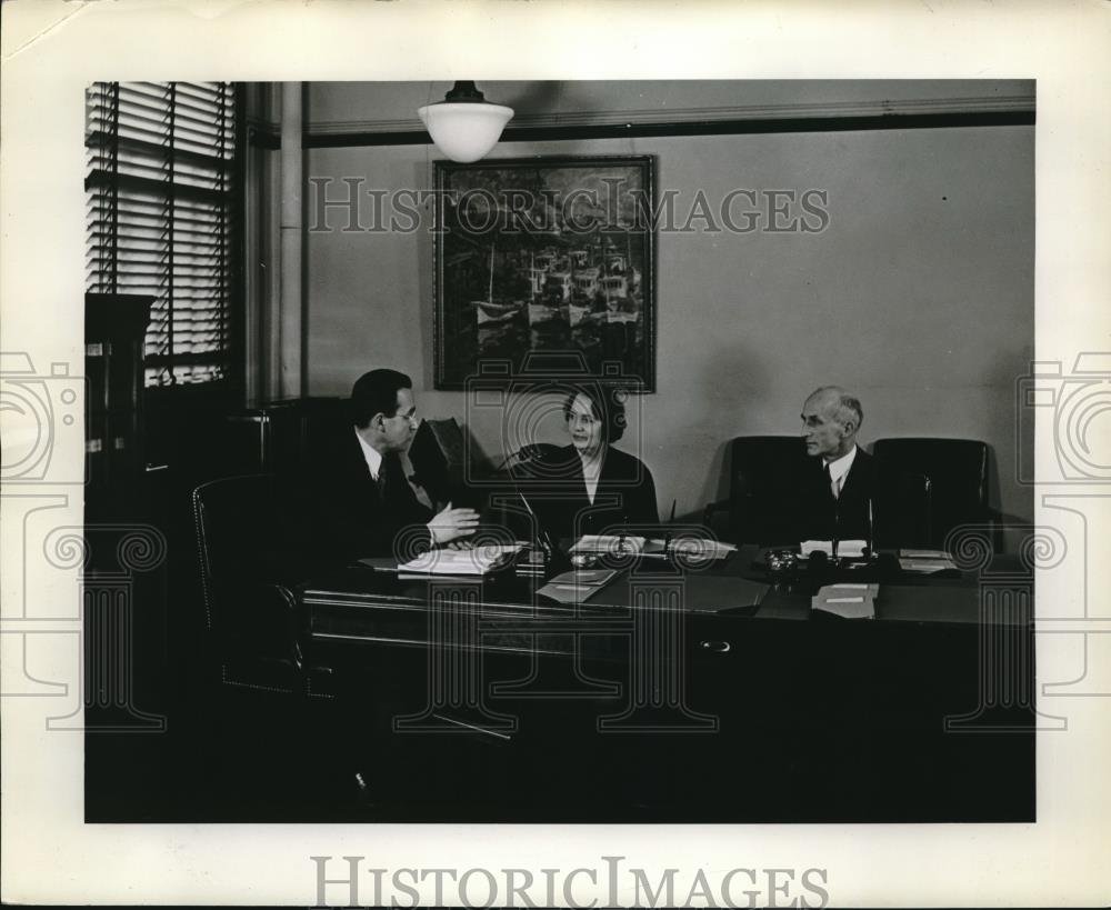 1940 Press Photo Social Security Board, AJ Altmeyer,ES Woodward,GE Bigge - Historic Images