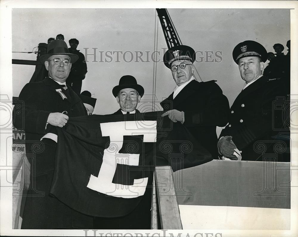 1942 Press Photo Co Solidated shipbuilding Corp. William G. Wood, Hon. William - Historic Images