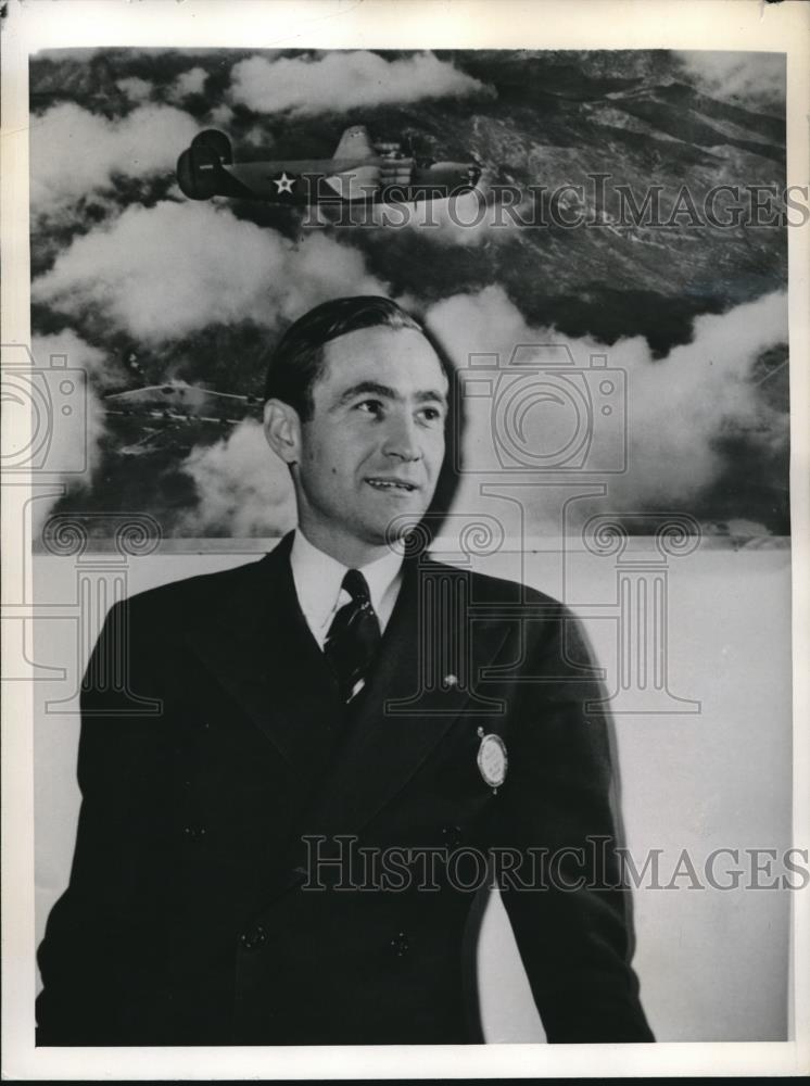 1943 Press Photo George Newman, Vice President of Consolidated Aircraft Corp - Historic Images