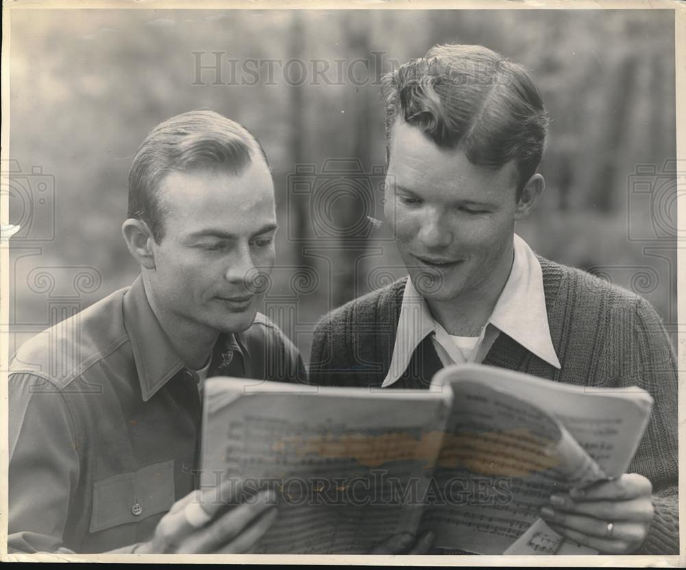 1948 Press Photo Charles Dawson, Bob Harris Chosen for Roles National Music p - Historic Images