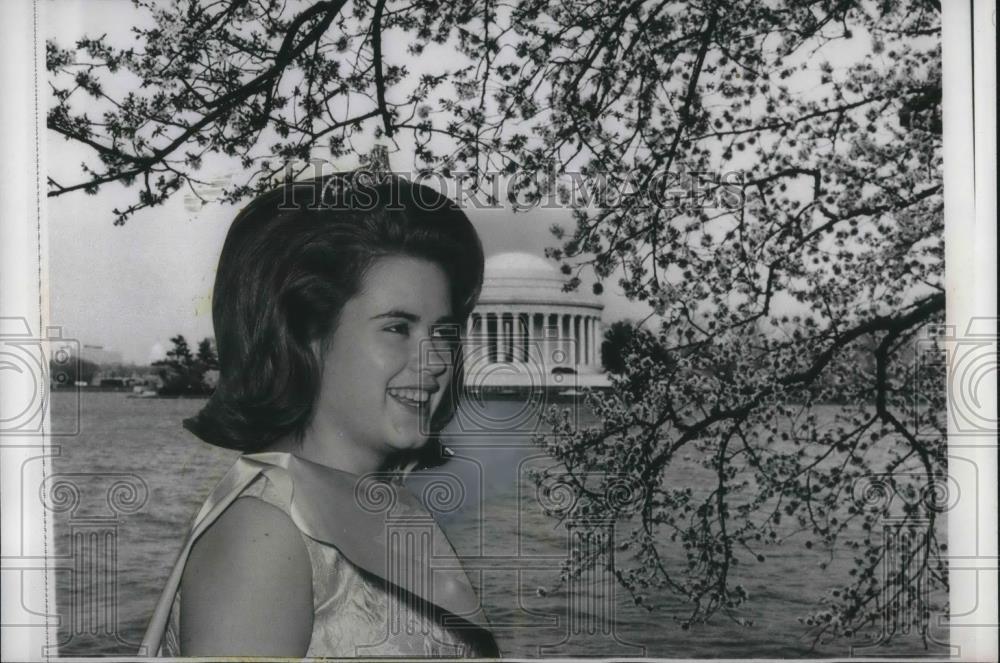 1967 Press Photo Susan Cooper , Washington&#39;s Cherry Blossom Princess - Historic Images