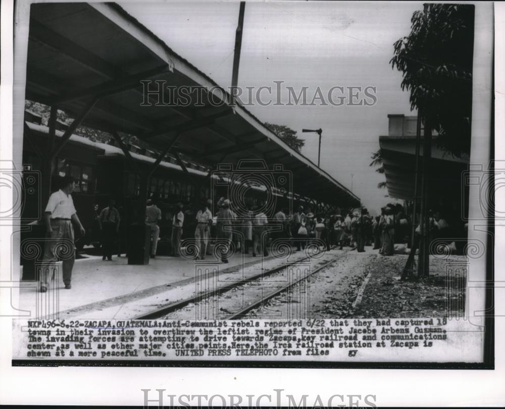 1954 Press Photo Zacapa, Guatemala, anti communist rebels in town - neb81648 - Historic Images