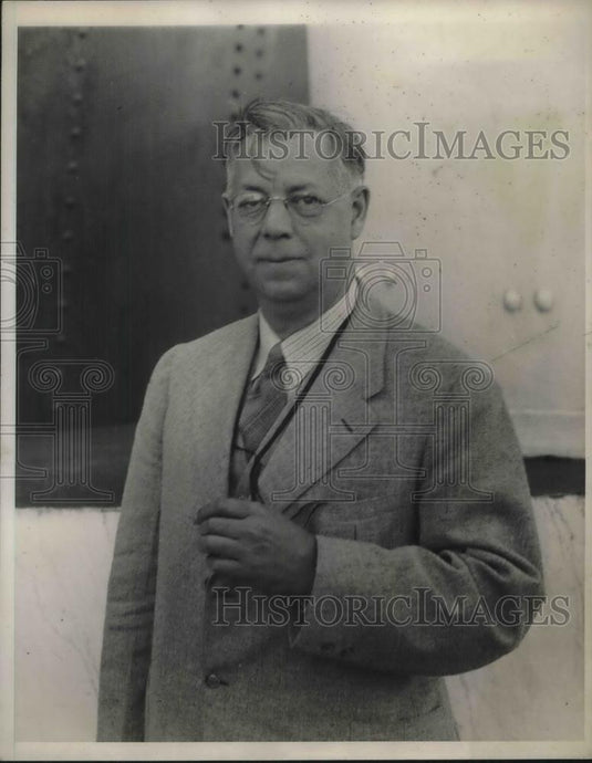 1936 Press Photo Dr John Clyde Rostetter at Congress of Glass in London - Historic Images
