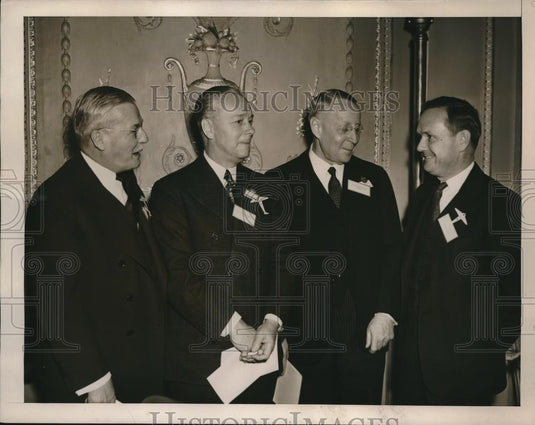 1940 Press Photo Manufacturers Convention, A. Kaufman, G. Eastwood, Prentis Jr. - Historic Images