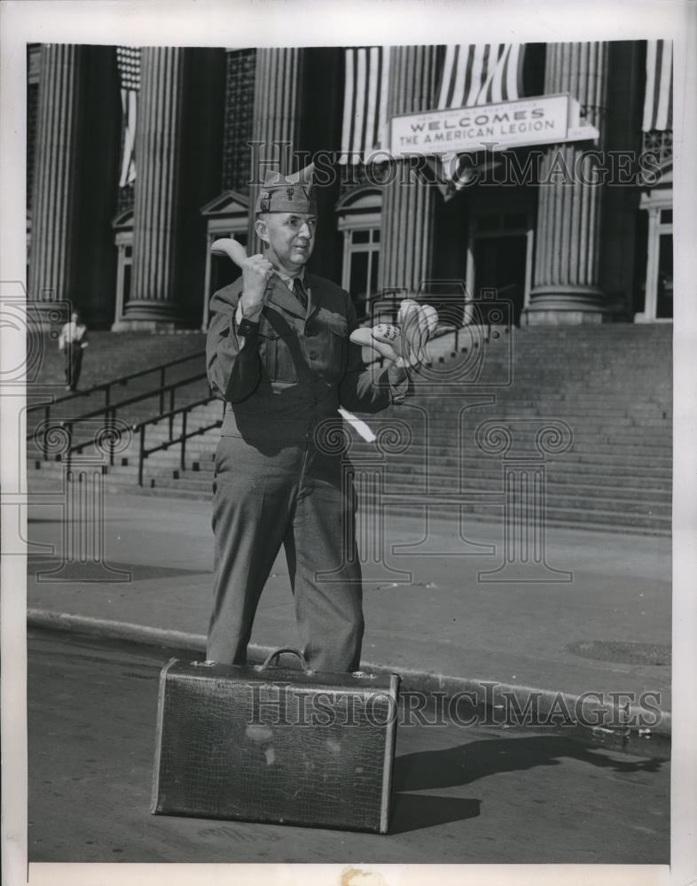 1947 Press Photo NYC, American Legion convention, Harry Thorne of NJ - Historic Images