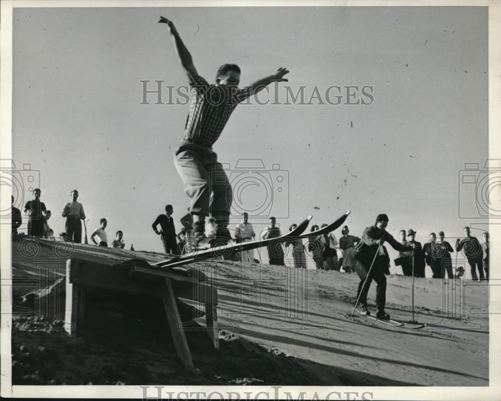1939 Press Photo Participants In The Ski Jumping Contest In San Francisco - Historic Images