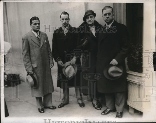 1933 Press Photo Interior Secretary Harold Ickes & Family Leave Mayflower Hotel - Historic Images