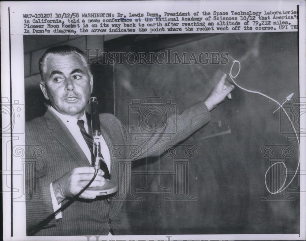 1958 Press Photo Dr. Lewis Dunn Pres Space Technology Laborists - Historic Images