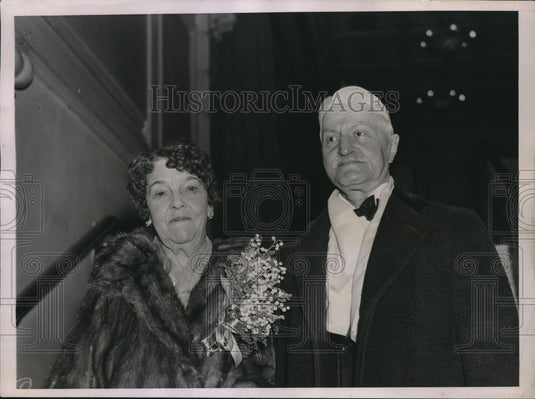 1937 Press Photo WH Moran, former US Secret Service head & his wife in D.C. - Historic Images