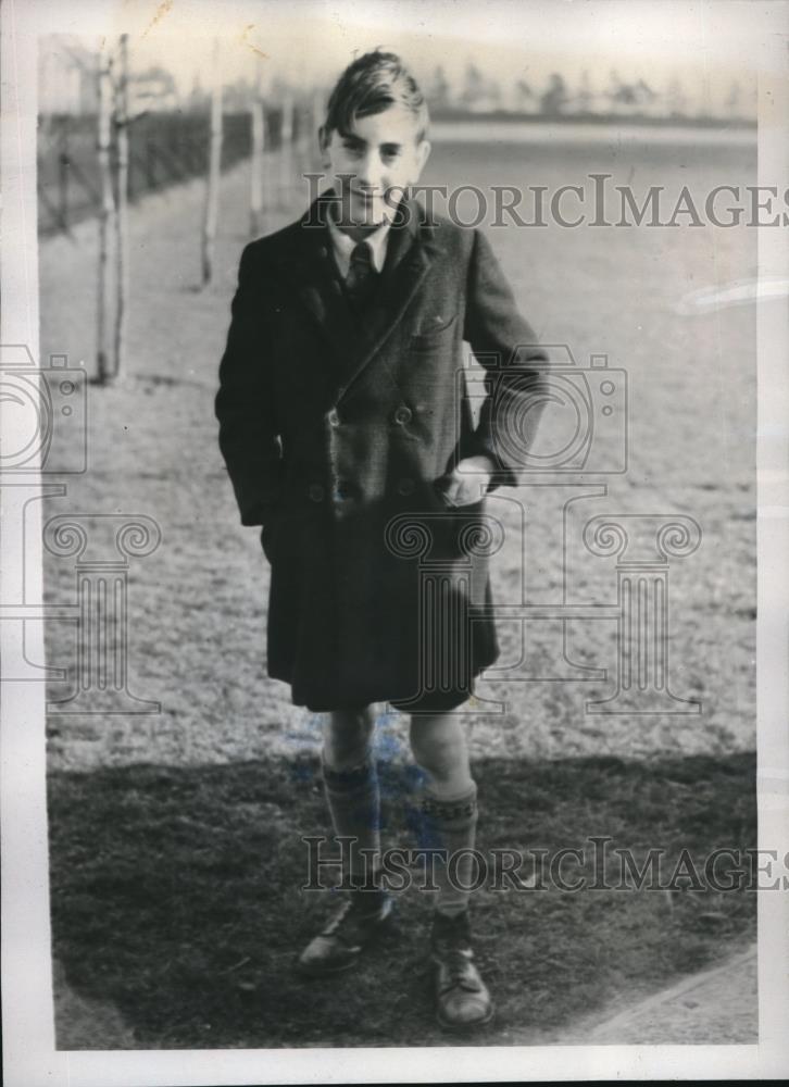 1938 Press Photo English Schoolboy Maurice Wise Has Heart Liver & Appendix - Historic Images
