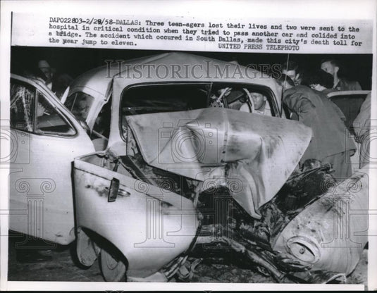 1958 Press Photo South Dallas Wreck Killing Three Teenagers and Two Injured - Historic Images
