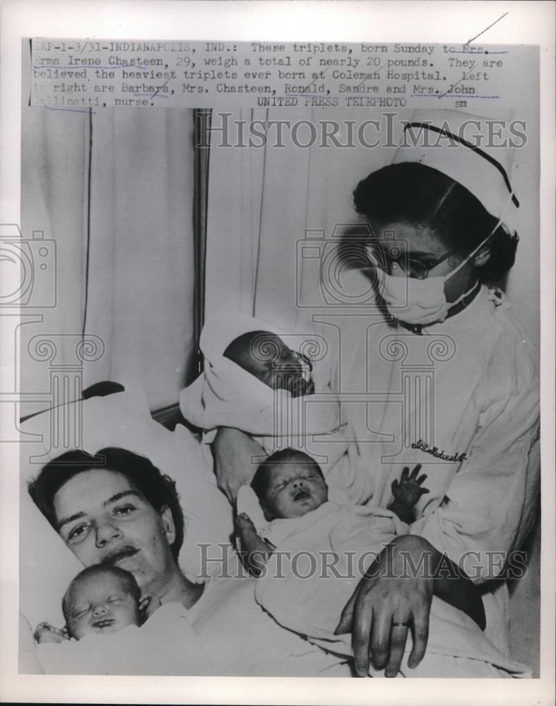 1954 Press Photo Indianapolis, Ind RN with Mrs John MAllinatti &amp; triplets - Historic Images