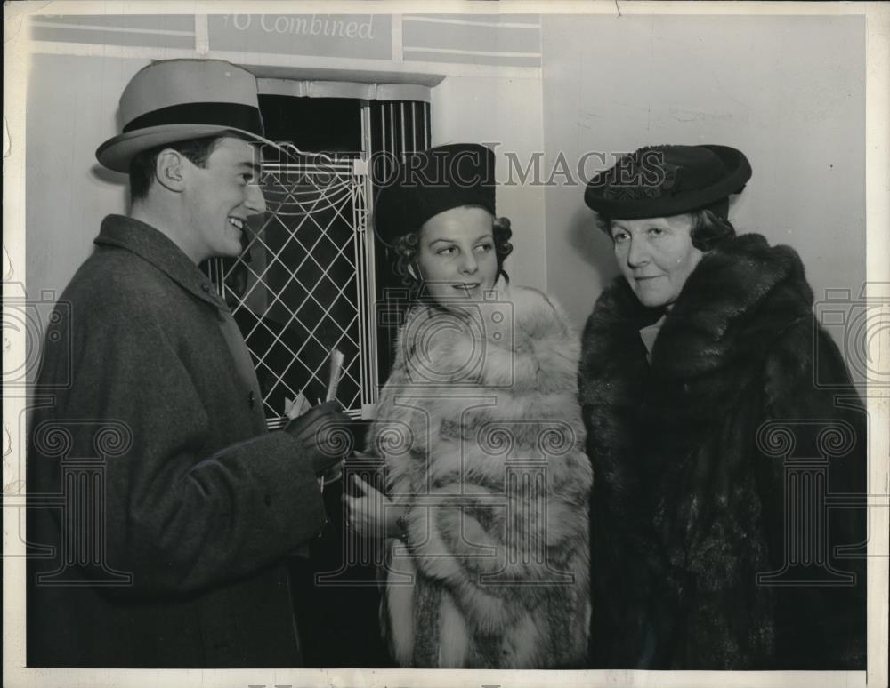 1938 Press Photo Miss Barbara Chase,George Mercer &amp; Lady Violet In Santa Barbara - Historic Images