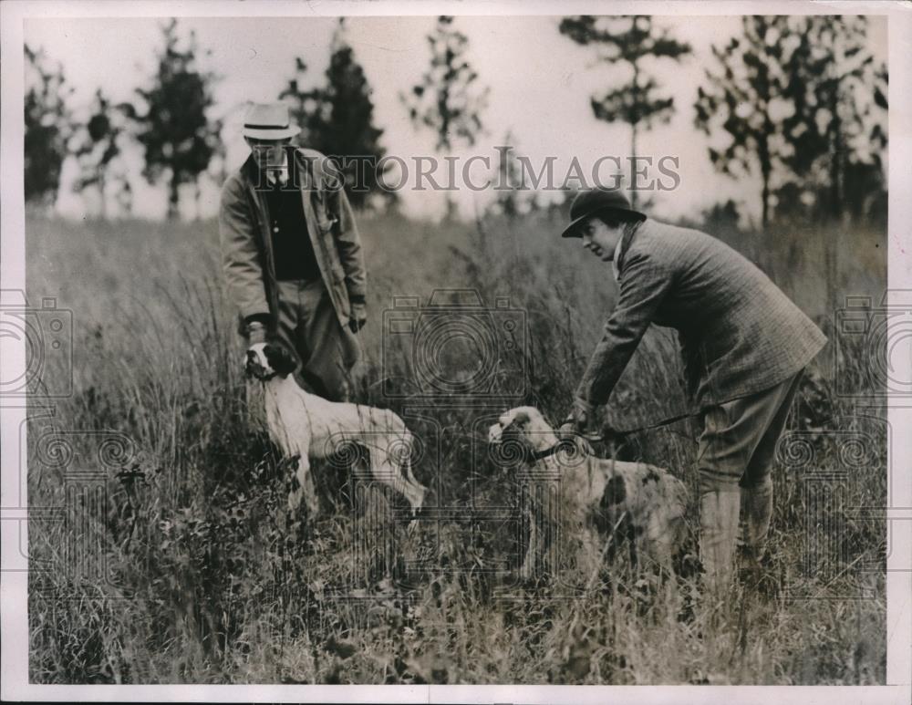 1936 Press Photo George Crandle &amp; Glenna Collett Vare With Dogs - Historic Images