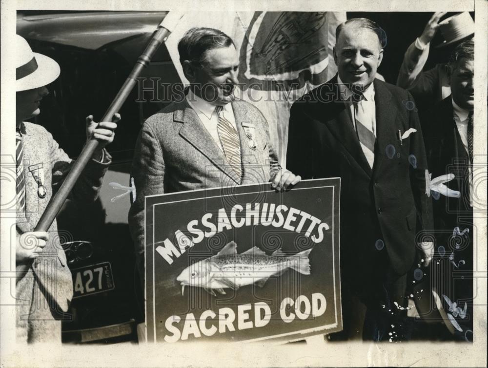 1928 Press Photo Mayor James M. Curly &amp; Senator Davis T. Walsh Arrive In Houston - Historic Images