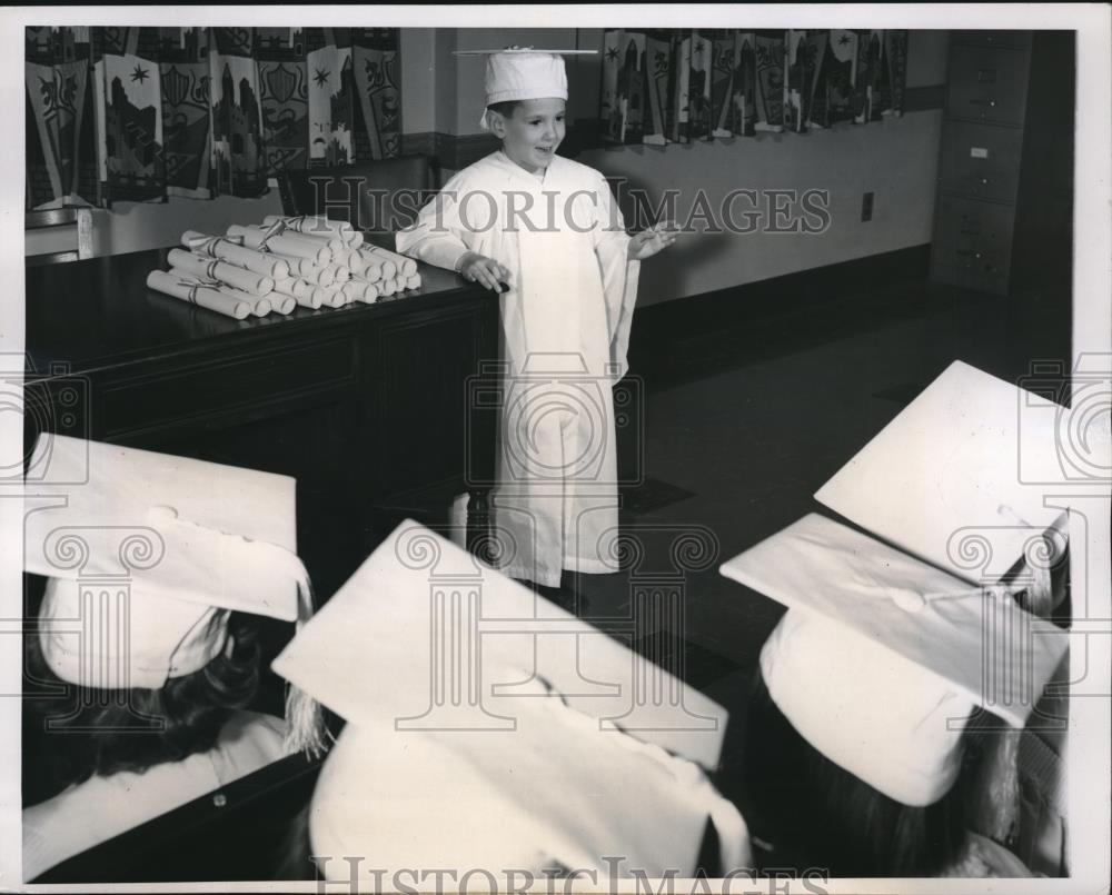 1951 Press Photo Mooseheart, Ill nursery school class graduation - neb81941 - Historic Images