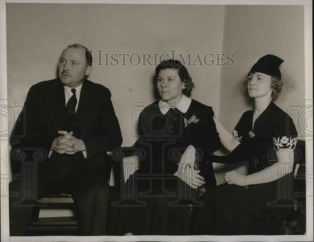 1938 Press Photo mary Keenan O&#39;Connor, Mr. and Mrs. Robert O&#39;Connor - neb83941 - Historic Images