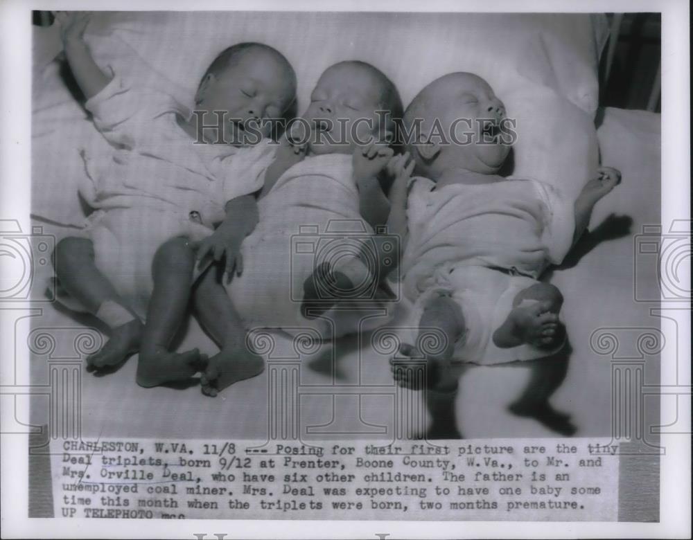 1955 Press Photo Charleston, W. Va. Orville Deal triplets born 2 mkonths early - Historic Images