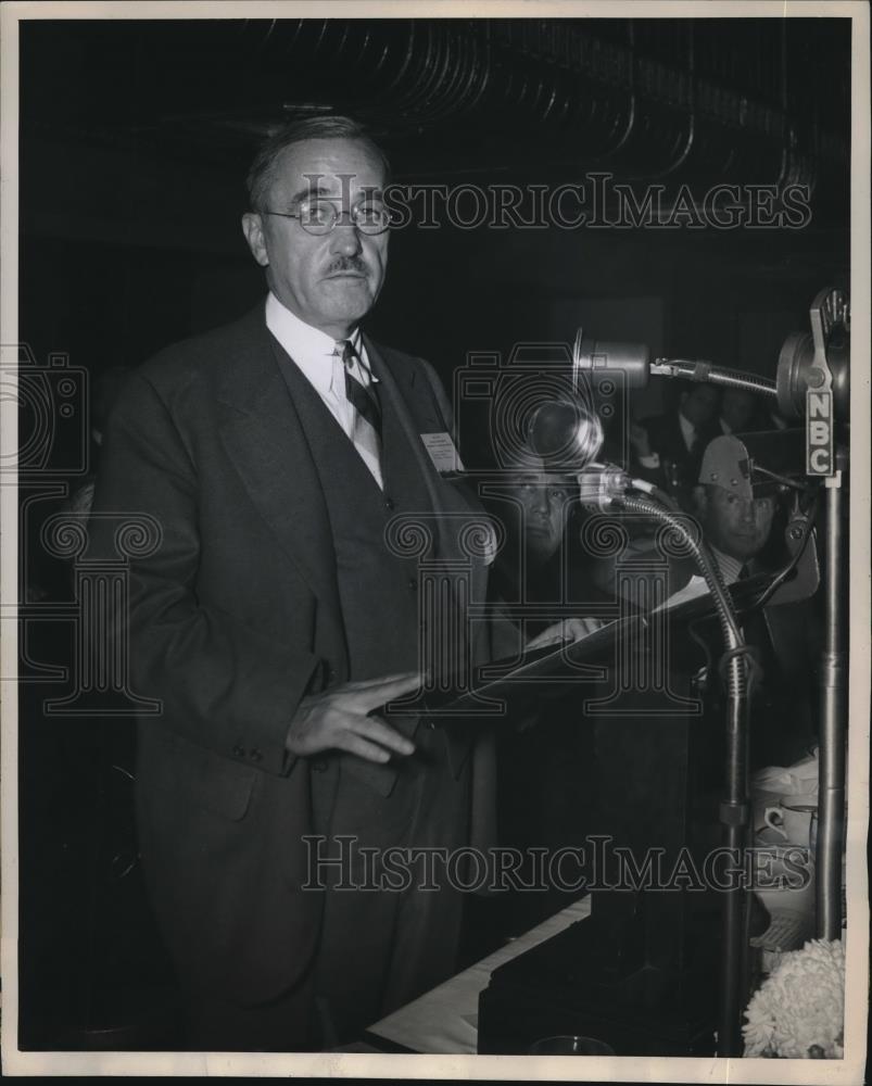 1945 Press Photo William P. Witherow Chairman Elsw-Enox Company - Historic Images