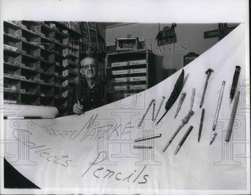 1970 Press Photo Jasper Matzke showing off his pencil collections - neb83671 - Historic Images