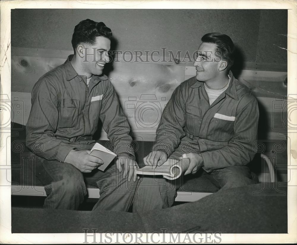 1942 Press Photo Martin Chaves &amp; Johnny Berardino - Historic Images