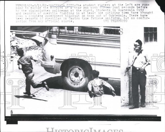 1962 Press Photo Student Roiters in Guatemala City Policemen Use Tear Gas - Historic Images