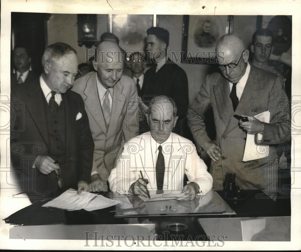 1939 Press Photo Rear Adm. W.R. Furlong, Capt Henry Williams Adm. William Leany - Historic Images