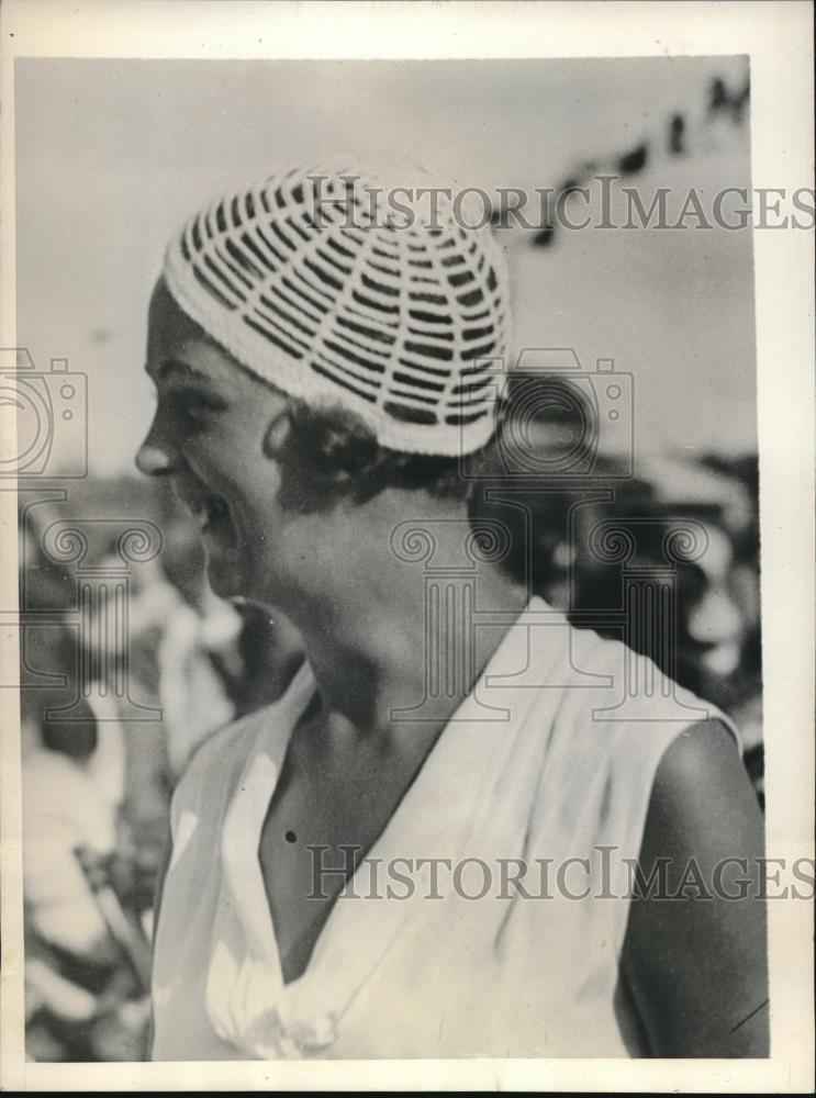 1932 Press Photo spider web inspired ladies hat fashion popular in Hampton Court - Historic Images