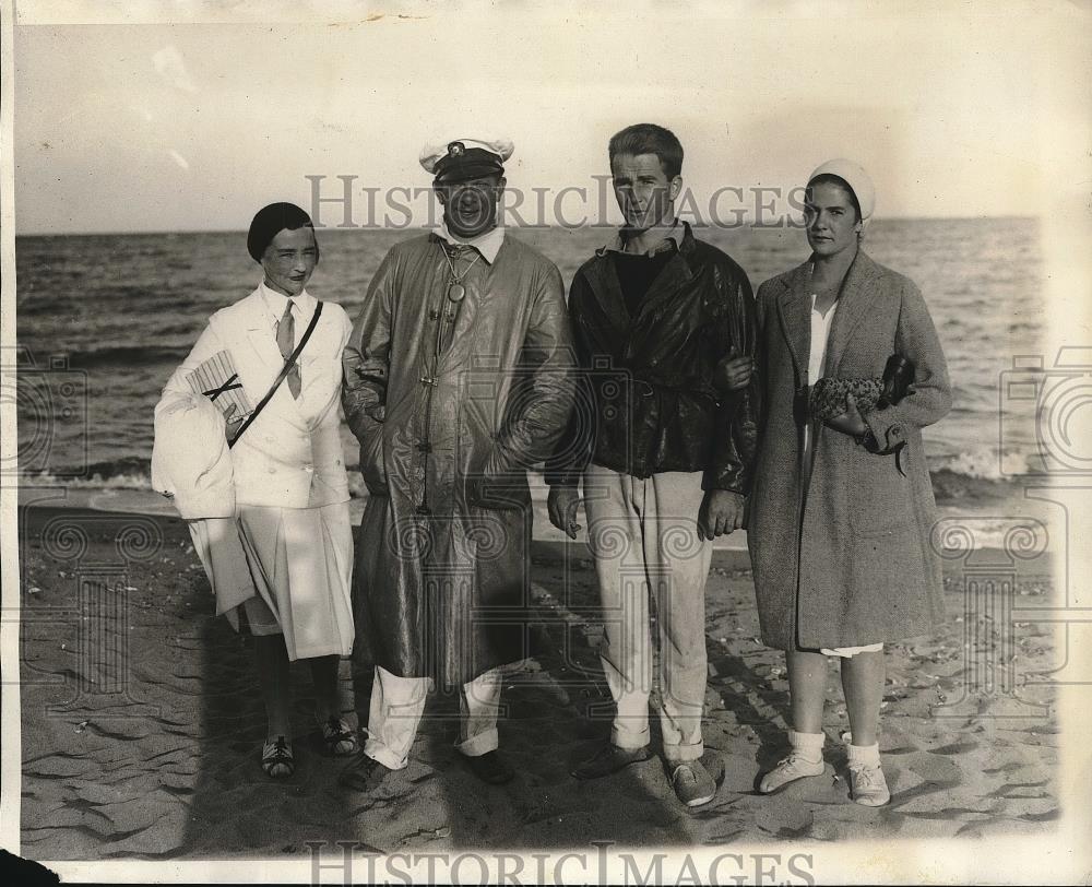 1930 Press Photo Mrs. Newll P. Weed, Newell Reed, Arthur and Allegra Knapp yacht - Historic Images