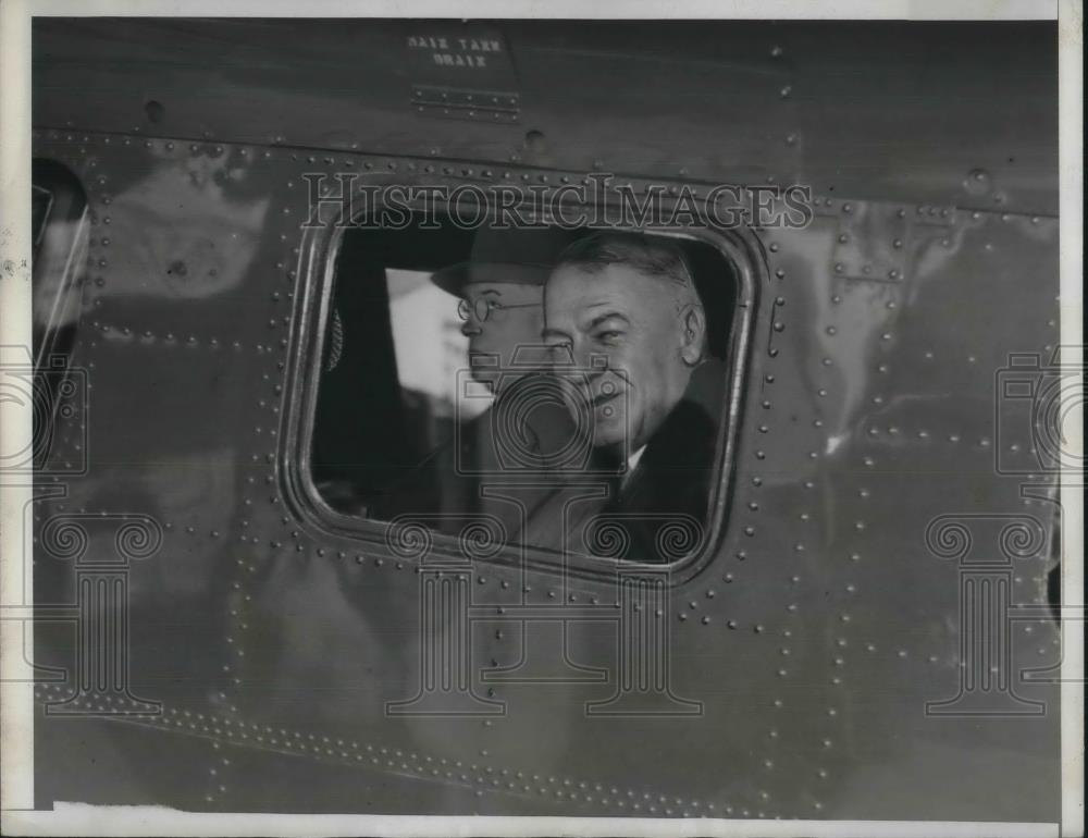 1933 Press Photo Sec of Interior Harold Ickes &amp; Gen Hugh Johnson, head of NIRA - Historic Images