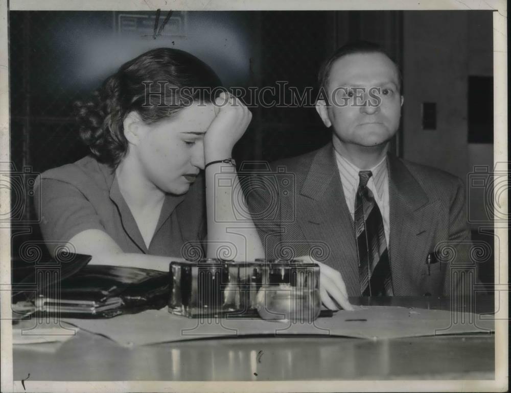 1940 Press Photo Margaret Long Chambermaid at NY Plaza Hotel Stole $100,000 - Historic Images